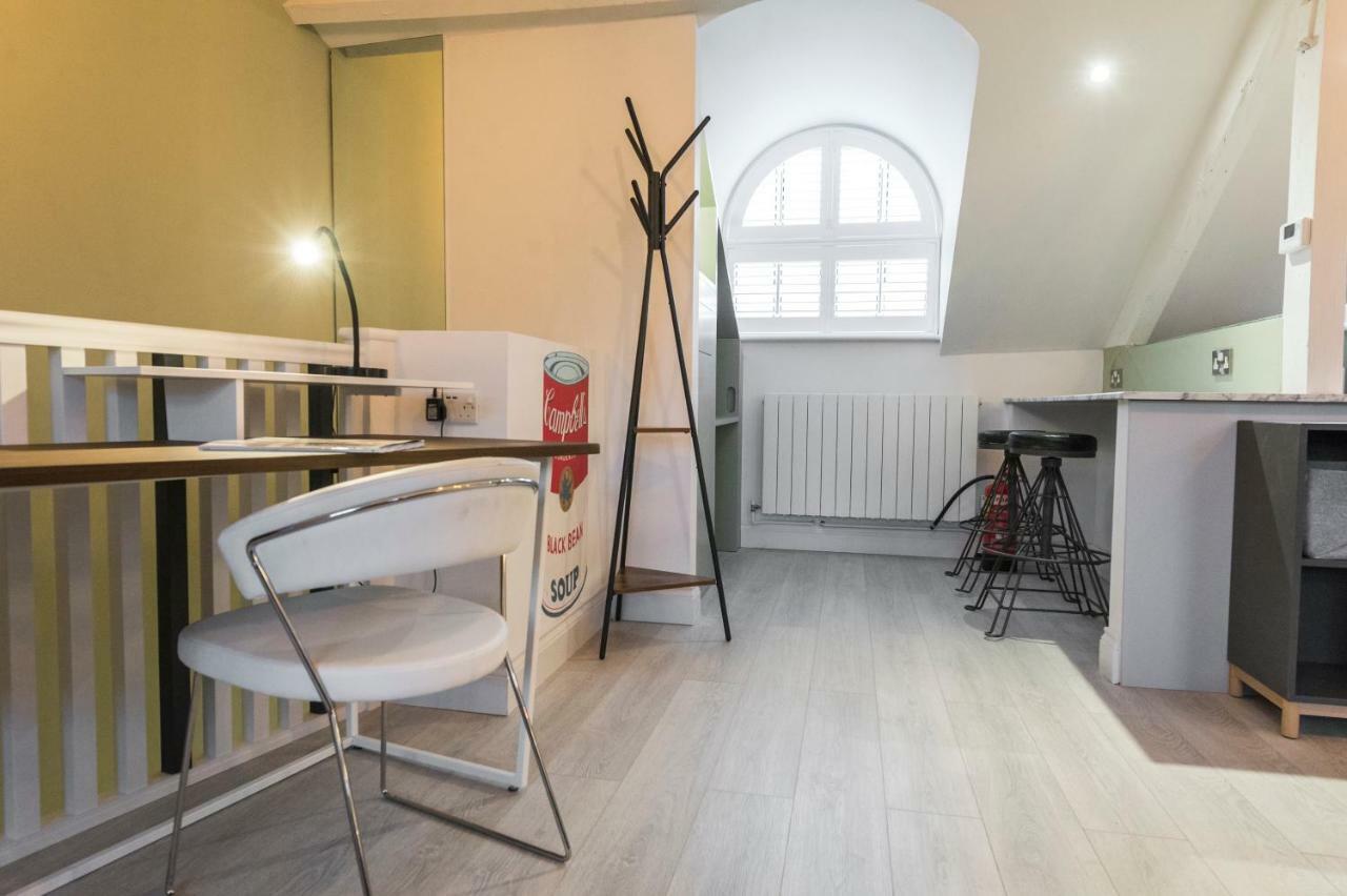 Nadler House Flat 1' *